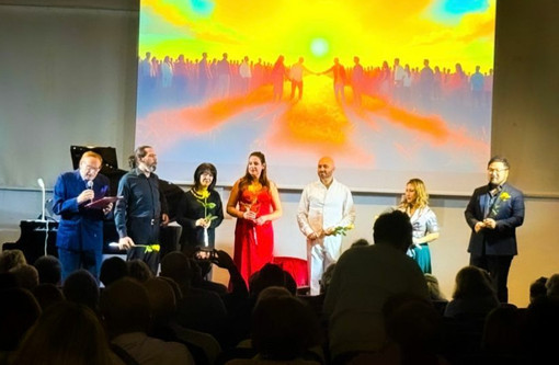 La Ponchielli: la stagione lirica esplode con il trionfo del “Don Carlo”