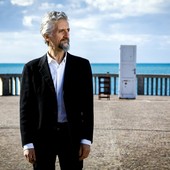 La voce degli ultimi prende forma in “Poveri Cristi”