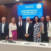 Regione, il Patentino digitale è legge. Licata: «È un bel giorno. Peccato per l’astensione ideologica del Pd» Regione, il Patentino digitale è legge. Licata: «È un bel giorno. Peccato per l’astensione ideologica del Pd»