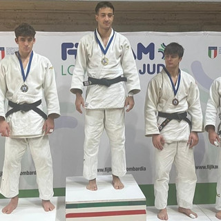 Antonio Polmo, medaglia d’oro nei -73 kg cinture nere Antonio Polmo, medaglia d’oro nei -73 kg cinture nere