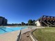 La piscina estiva lo scorso giugno