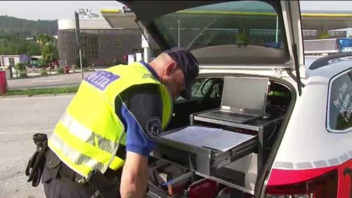 Camionista italiano alla guida con un tasso alcolemico oltre i limiti: denunciato dalla polizia cantonale