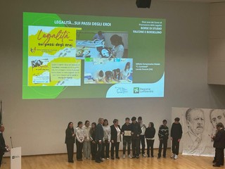 La premiazione dell'Istituto Comprensivo Statale C. Carminati di Lonate Pozzolo.