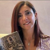 Un libro per gli 80 anni del papà: il regalo più prezioso è una storia di famiglia