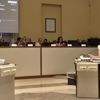 Busto, nuovo scontro tra Antonelli e Rogora. Il sindaco: «Non prendo in considerazione quello che dice»