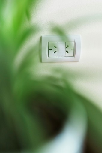 Come risparmiare sulla bolletta in provincia: soluzioni smart per l'energia