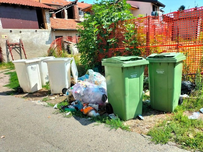 Marnate, via Dora: nuova organizzazione della raccolta rifiuti per dire basta ad abbandoni e degrado