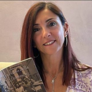 Un libro per gli 80 anni del papà: il regalo più prezioso è una storia di famiglia