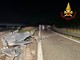 Furgone ribaltato e ciclista investita. Notte di incidenti sulle strade del Varesotto