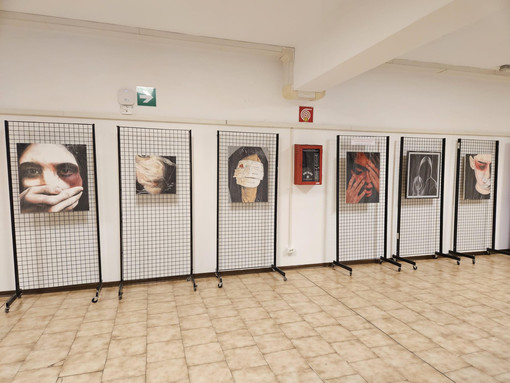 L'arte di Alfonso Restivo rende omaggio a Giulia Cecchettin: «Voglio consegnare il quadro alla famiglia»