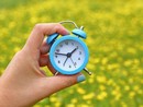 Ora legale dal 30 marzo, torna il quesito: fa bene o male?