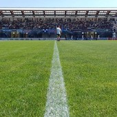 Nella foto di Daniele Belosio la promozione della Pro davanti agli spalti pieni sette anni fa