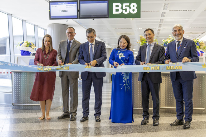 Vietnam Airlines inaugura il primo volo diretto tra Hanoi e Malpensa: «Un ponte strategico tra Italia e Sud-Est asiatico»