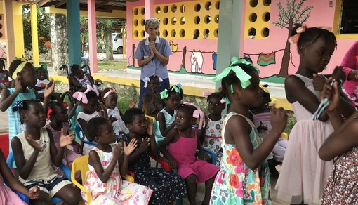Suor Luisa ad Haiti, in visita alla Kay Pè Giuss dell'amica suor Marcella