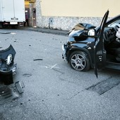 Sacconago, scontro all'incrocio: due feriti