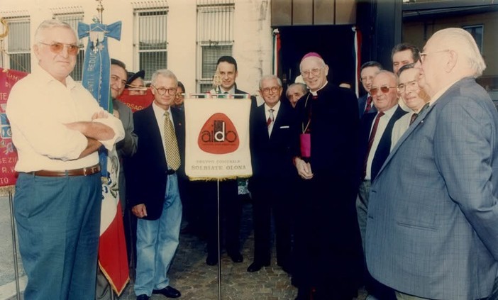 La foto di Solbiate nella storia con la festa per la nomina di monsignor Caprioli, condivisa dal Comune