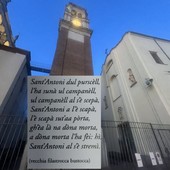 Sant'Antonio accanto a Santa Maria e la filastrocca