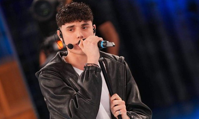 Riccardo Stimolo in trasmissione (foto dal web)