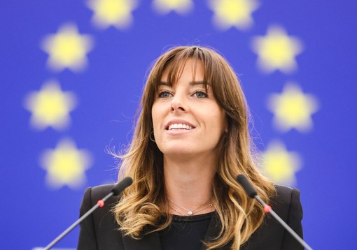 Insulti sui social, l’eurodeputata Tovaglieri denuncia il rapper Baby Gang Insulti sui social, l’eurodeputata Tovaglieri denuncia il rapper Baby Gang