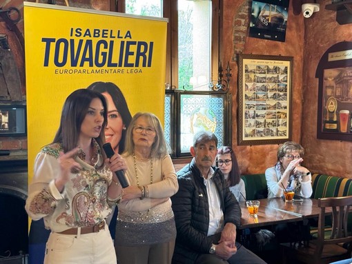 Tovaglieri incontra cittadini e mondo produttivo a Casorate: «Bruxelles penalizza il territorio, stop a norme e tasse green» Tovaglieri incontra cittadini e mondo produttivo a Casorate: «Bruxelles penalizza il territorio, stop a norme e tasse green»