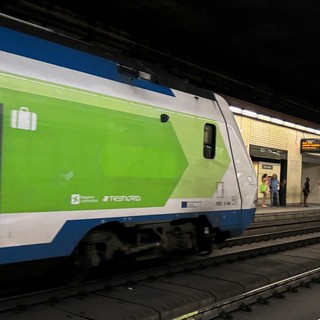 Un treno alla stazione di Busto Nord
