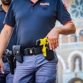 Tensione nel parcheggio di un supermercato di viale Pirandello, arrestato un giovane