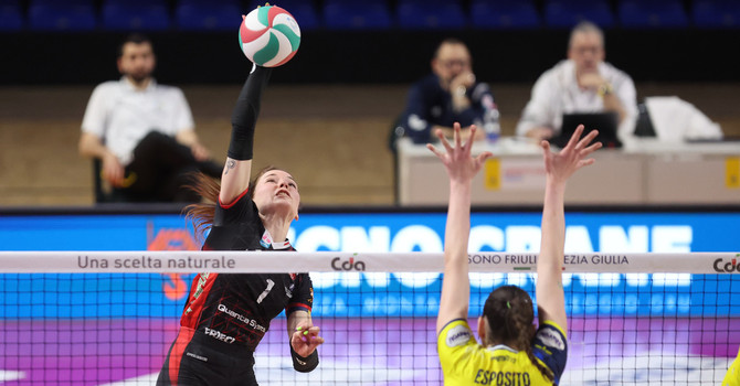 Padova-Busto 3-1 (credit foto Filippo Rubin/Legavolley Femminile) Padova-Busto 3-1 (credit foto Filippo Rubin/Legavolley Femminile)