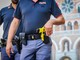Tensione nel parcheggio di un supermercato di viale Pirandello, arrestato un giovane