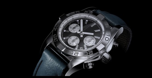 Il ladro di orologi di lusso dell'aeroporto di Malpensa ci prova anche a Forte dei Marmi. Arrestato dopo aver tentato un colpo da centinaia di migliaia di euro
