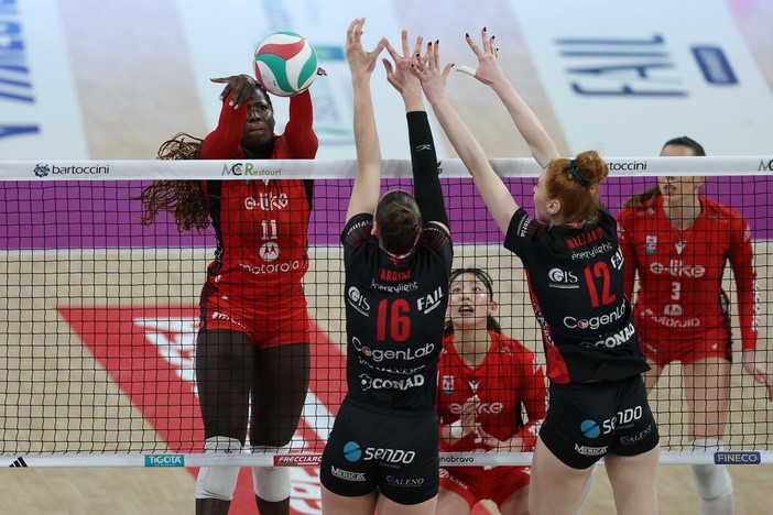 Uyba, serata nera a Perugia: play-off a rischio concreto