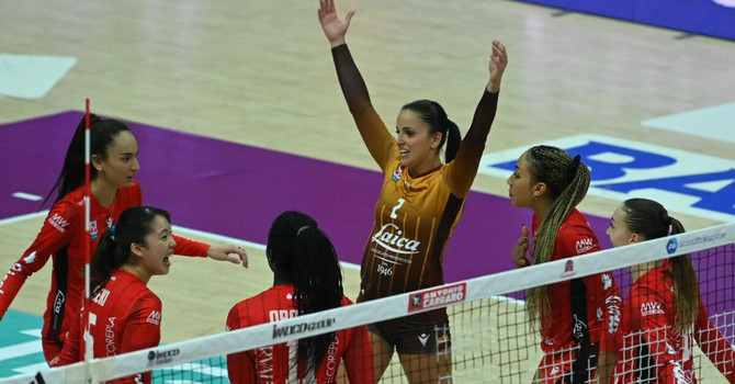 Conegliano-Uyba 3-2: magnifiche le farfalle di Busto (foto Lega Volley Femminile)