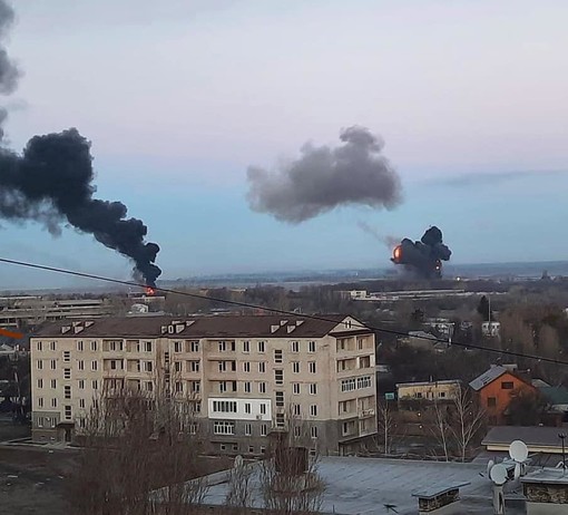 La foto postata da Matteo Bianchi insieme al suo commento sulla prima notte di guerra in Ucraina