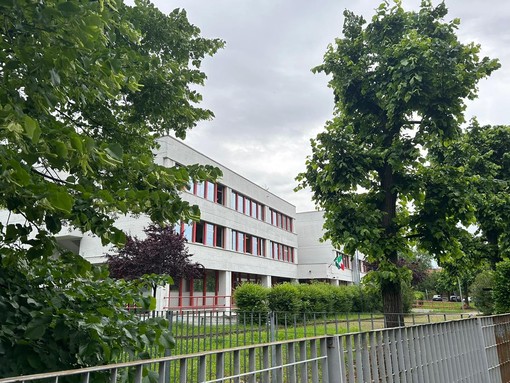 Un caso di meningite al Verri di Busto: «Lo studente sta meglio. Già eseguita la profilassi tra gli stretti contatti a scuola»