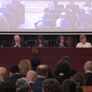 Sanità: a 25 anni dal Titolo V il libro su equità e rapporto tra Stato e Regioni