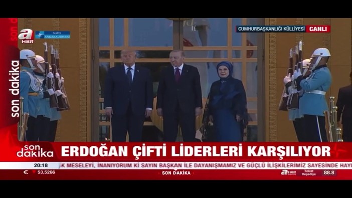 Vertice Nato, l'arrivo di Trump e Meloni al ricevimento ufficiale ad Ankara
