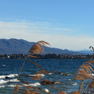 Vento sul lago (foto astrogeo.va.it)