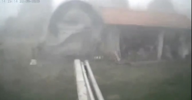 Le immagini da Varallo Pombia (per cortesia Centro Meteo Piemonte) Le immagini da Varallo Pombia (per cortesia Centro Meteo Piemonte)