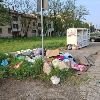Viale Sardegna, gli incivili sempre più scatenati
