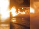 A fuoco un capannone a Napoli, vigili del fuoco in azione A fuoco un capannone a Napoli, vigili del fuoco in azione