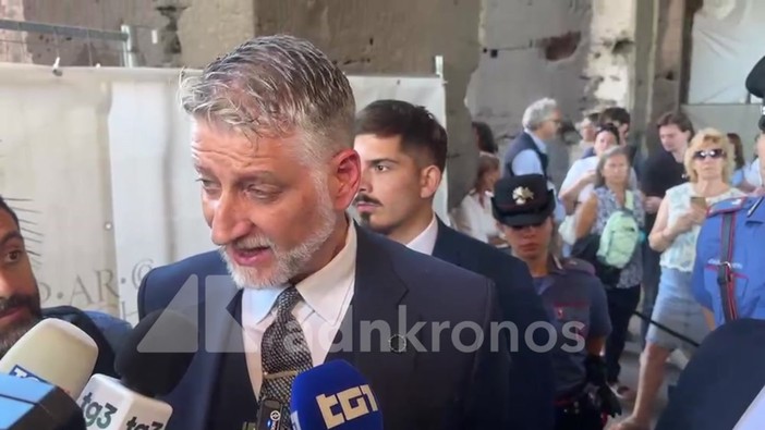 Operaio morto al Colosseo, Giuli: "Non si ripeta mai più quello che è successo" Operaio morto al Colosseo, Giuli: "Non si ripeta mai più quello che è successo"