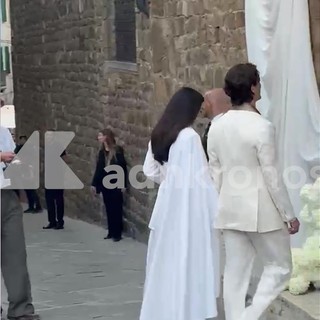 Damiano David e Dove Cameron arrivati a Montalcino per le nozze
