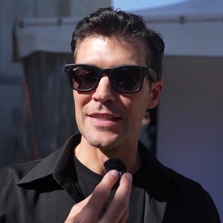 Roberto Bolle: "Felice di far parte dello spot di Intesa Sanpaolo, porta avanti valore di sostenersi"