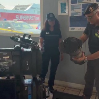 Francese arrestato a Bari, ecco i missili da guerra che trasportava nel furgone