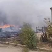 Incendi in Sicilia, bruciano capannoni industriali a Termini Imerese