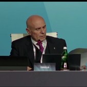 Malagò eletto nuovo presidente Figc, il momento dell'annuncio Malagò eletto nuovo presidente Figc, il momento dell'annuncio
