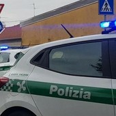 Mamma e bambino investiti in via Pascoli a Olgiate