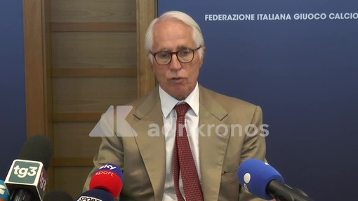 Malagò: "Mancini ct e Ranieri dt Nazionale, me ne assumo responsabilità" Malagò: "Mancini ct e Ranieri dt Nazionale, me ne assumo responsabilità"