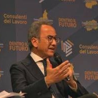 Biagi, Pizzuti: "Sua flessibilità era 'buona', non voleva cancellare art.18" Biagi, Pizzuti: "Sua flessibilità era 'buona', non voleva cancellare art.18"