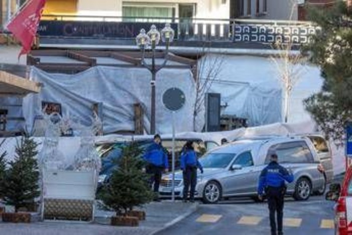 Crans Montana, fatture da migliaia di euro ai feriti. Bertolaso: "Nessuno sborserà un euro"