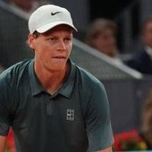 Sinner, 'inizia' il Roland Garros: l'allenamento con Baez e la strategia di Jannik
